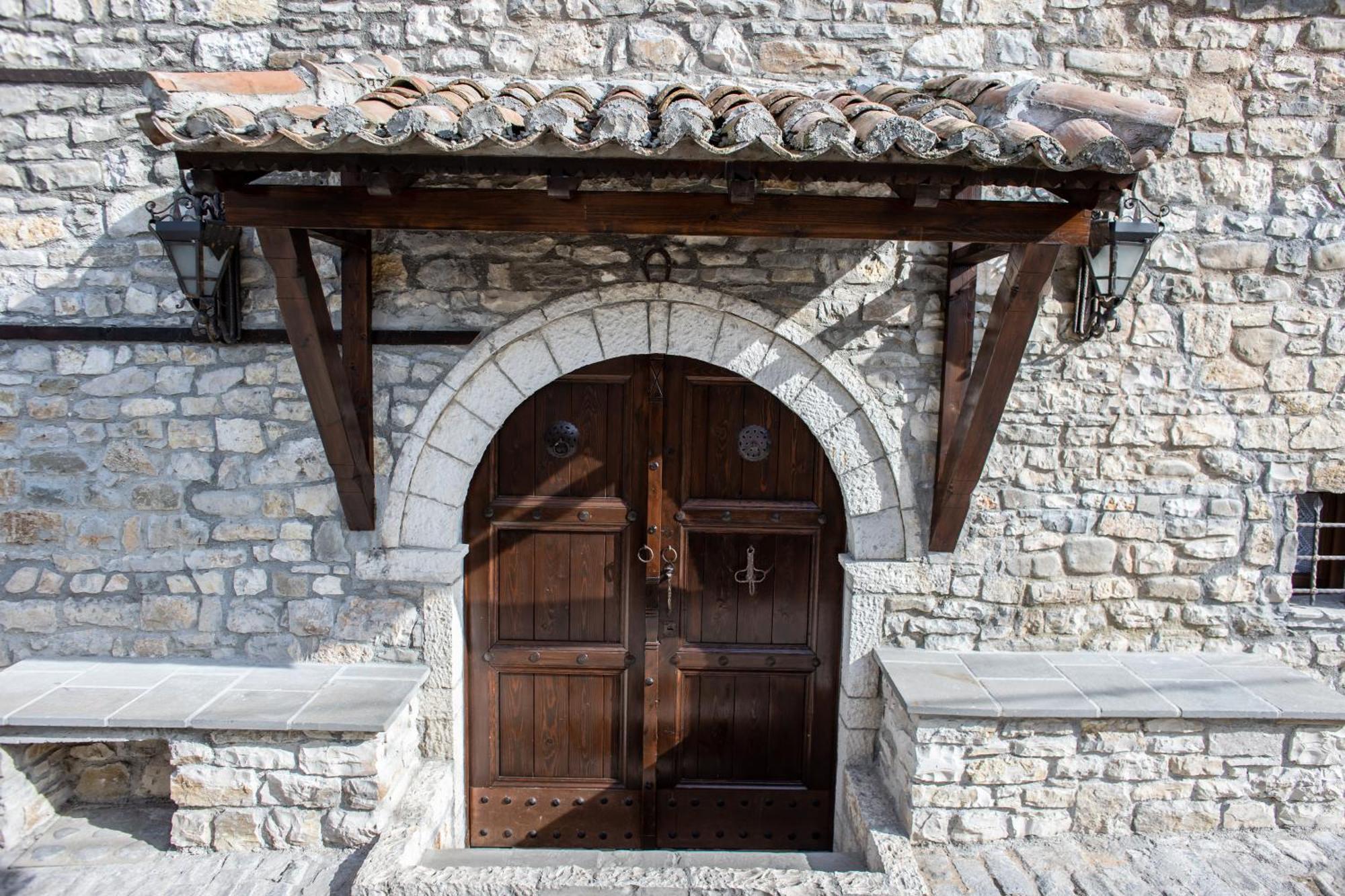 Vista Boutique Hotel Berat Exteriör bild